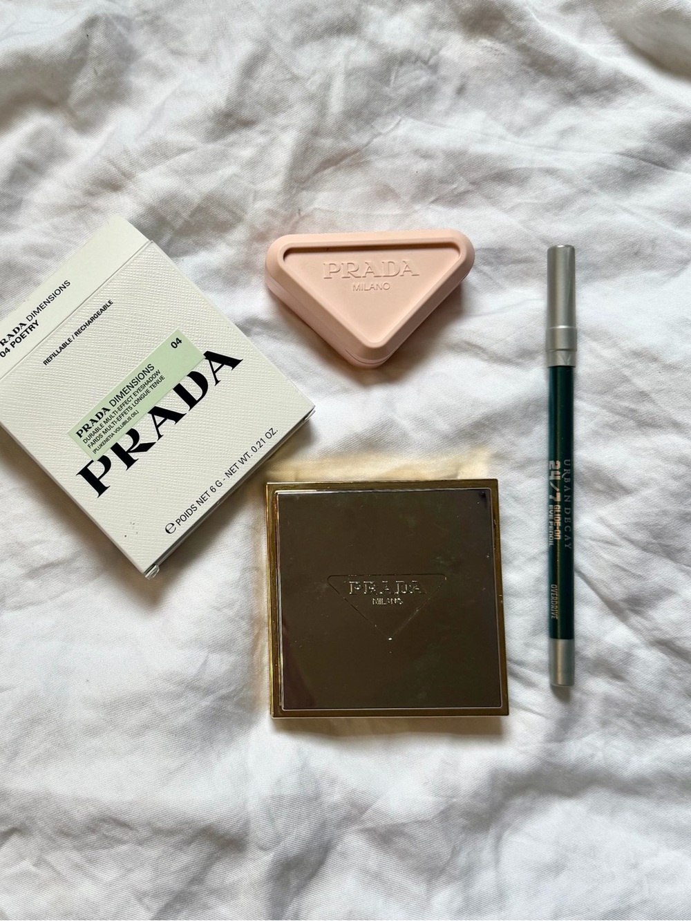 💗Prada + Urban Decay Makeup Bundle💗